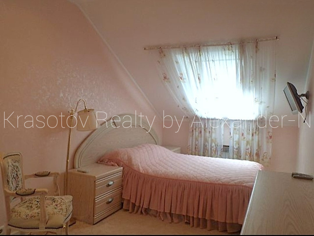продажа многокомнатной квартиры номер A-173098 в Приморском районе, фото номер 33